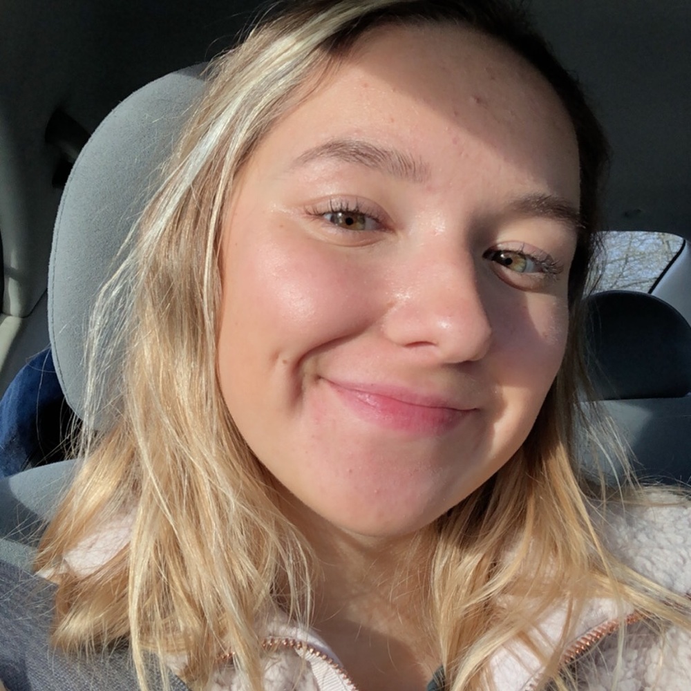 Meet your Posher, Vicky